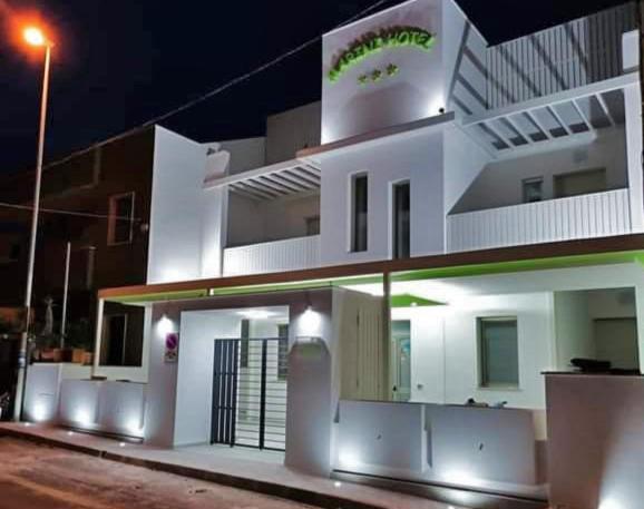 Marini Hotel B&B Lido Marini Exterior photo